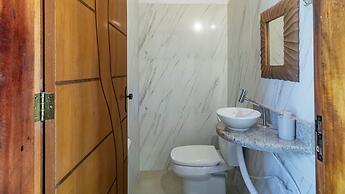 Casa Pet-friendly em Cond com Piscina e 5 Su tes