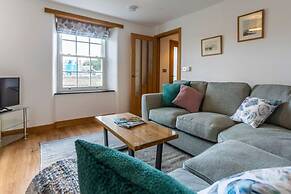 Number 1 Bossiney House