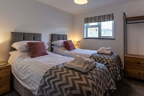 Number 1 Bossiney House