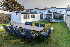 Number 1 Bossiney House