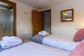 Number 1 Bossiney House