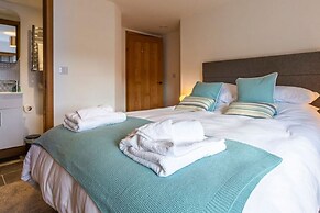 Number 1 Bossiney House