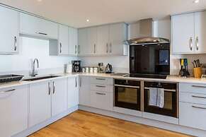 Number 1 Bossiney House