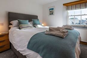 Number 1 Bossiney House