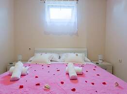Holiday House Balen With Swimming Pool