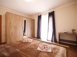 Villa Maja