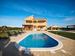 Villa Maja