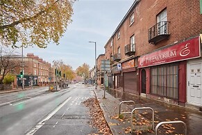 Host Stay Emporium Basement Apartment