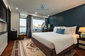 Aqua Luxury Cruise