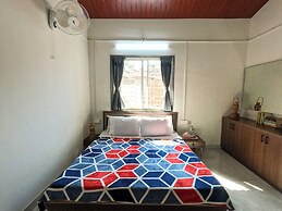 Cosmicstays Birdsong Lakeview Cottage