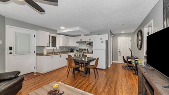Knockan Hill Rentals-Ground Floor Suite