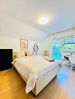 Spacious Garden Villa for 16 Guests