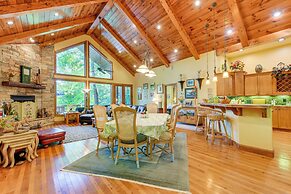 Mtn-view Cabin w/ Deck in Sylva: Family Friendly!