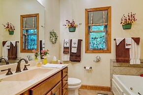 Mtn-view Cabin w/ Deck in Sylva: Family Friendly!