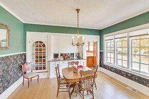 1 Mi to Pendleton Round-up: Historic 'elnor' Home