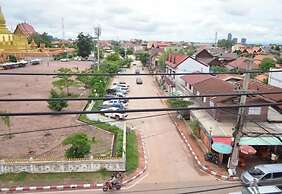 ThatLuang View Hotel