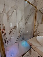 Mida Luxury Apartment