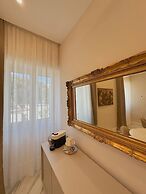 Mida Luxury Apartment