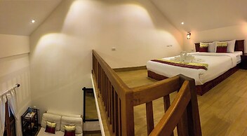 Riverside Guesthouse