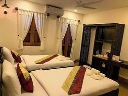 Riverside Guesthouse