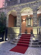 ARICCIA LUXURY HOUSE