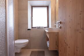 SAN PIETRO Dolomiti Small Budget Hotel