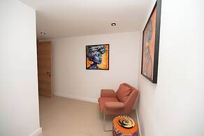 Marinhill High Luxury Property