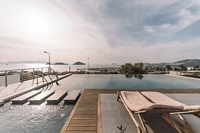 Marinhill High Luxury Property