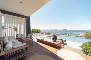 Marinhill High Luxury Property