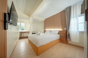 The Nook Hotel