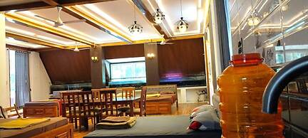 MOON LIGHT RESORT
