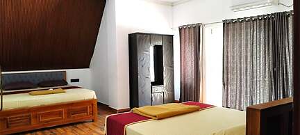 MOON LIGHT RESORT