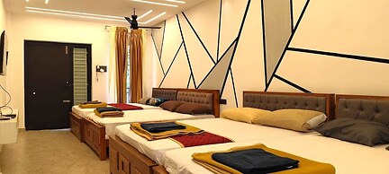 MOON LIGHT RESORT