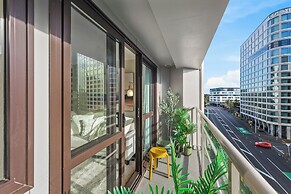 3BR Prime Spot Walk Everywhere by Zodiak