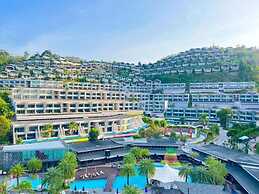 Sea View Suite Pool Access  C81