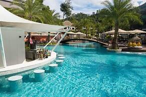 Sea View Suite Pool Access  C81