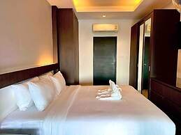 Sea View Suite Pool Access  C81