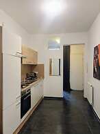 Comfy 3BR Apt for Groups Near Park