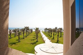 Dana Beach Resort - Al Ashkharah