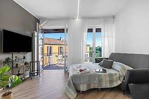 Specchio Di Cielo Arona Center