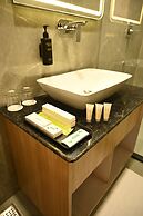 The Regal Crown By Ritya Hotels