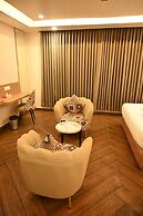 The Regal Crown By Ritya Hotels