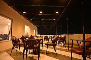 The Regal Crown By Ritya Hotels