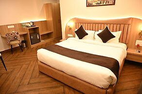 The Regal Crown By Ritya Hotels