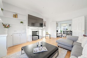 Hyde Park 3BR Retreat by Marble Arch