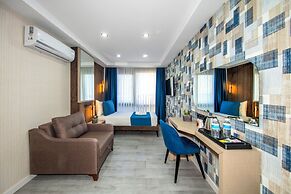 Cosinüs Airport Hotel