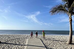 Playa Caracol, a Happy Beach