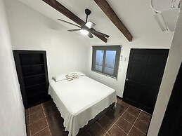Hotel Cool Breeze