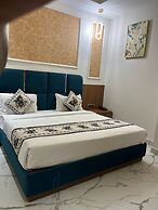 Royal Vista Hotel By Divud Ecom