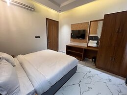 Royal Vista Hotel By Divud Ecom